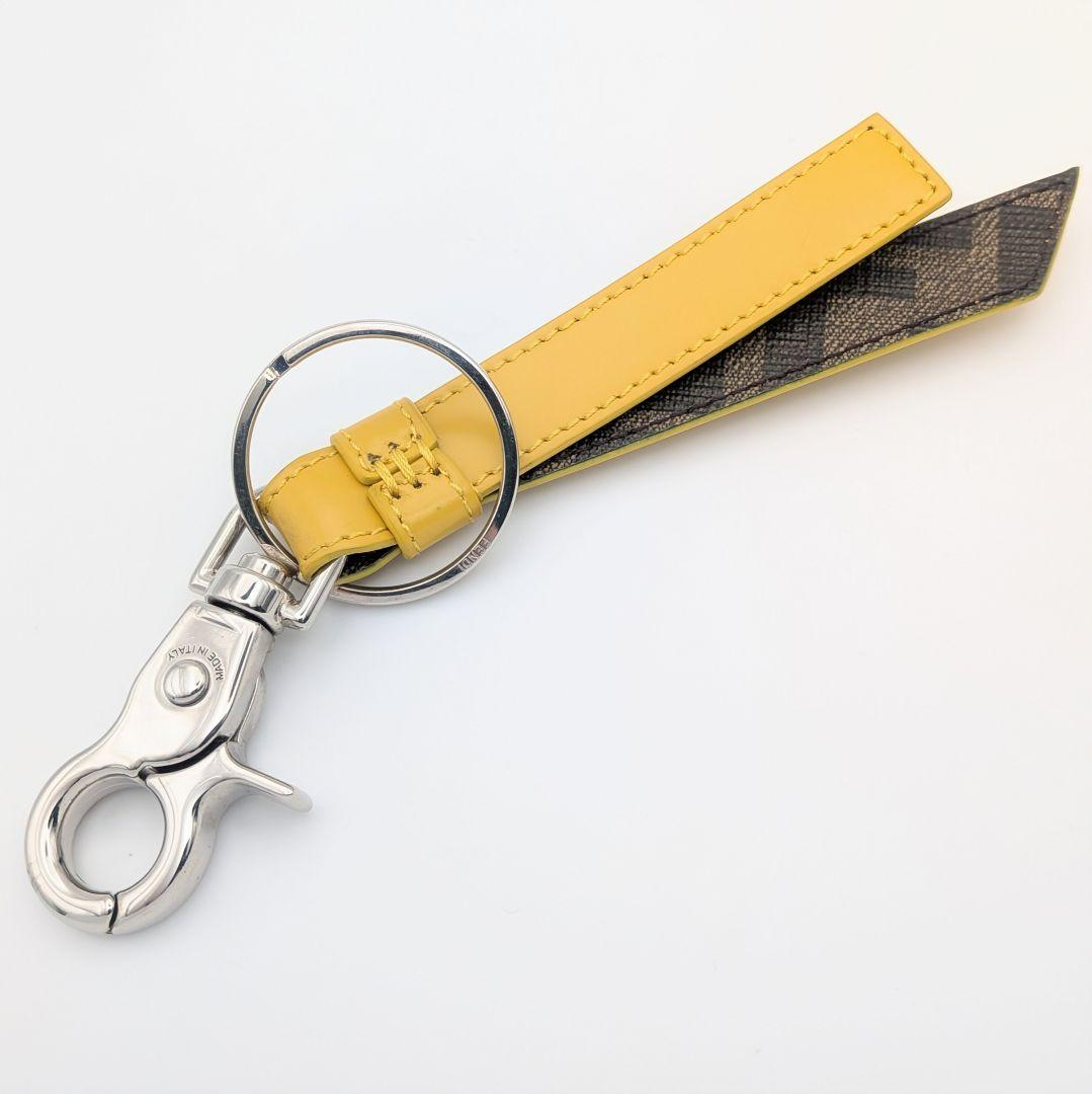 フェンディ FENDI ズッカ バッグチャーム キーホルダー 保存袋付
