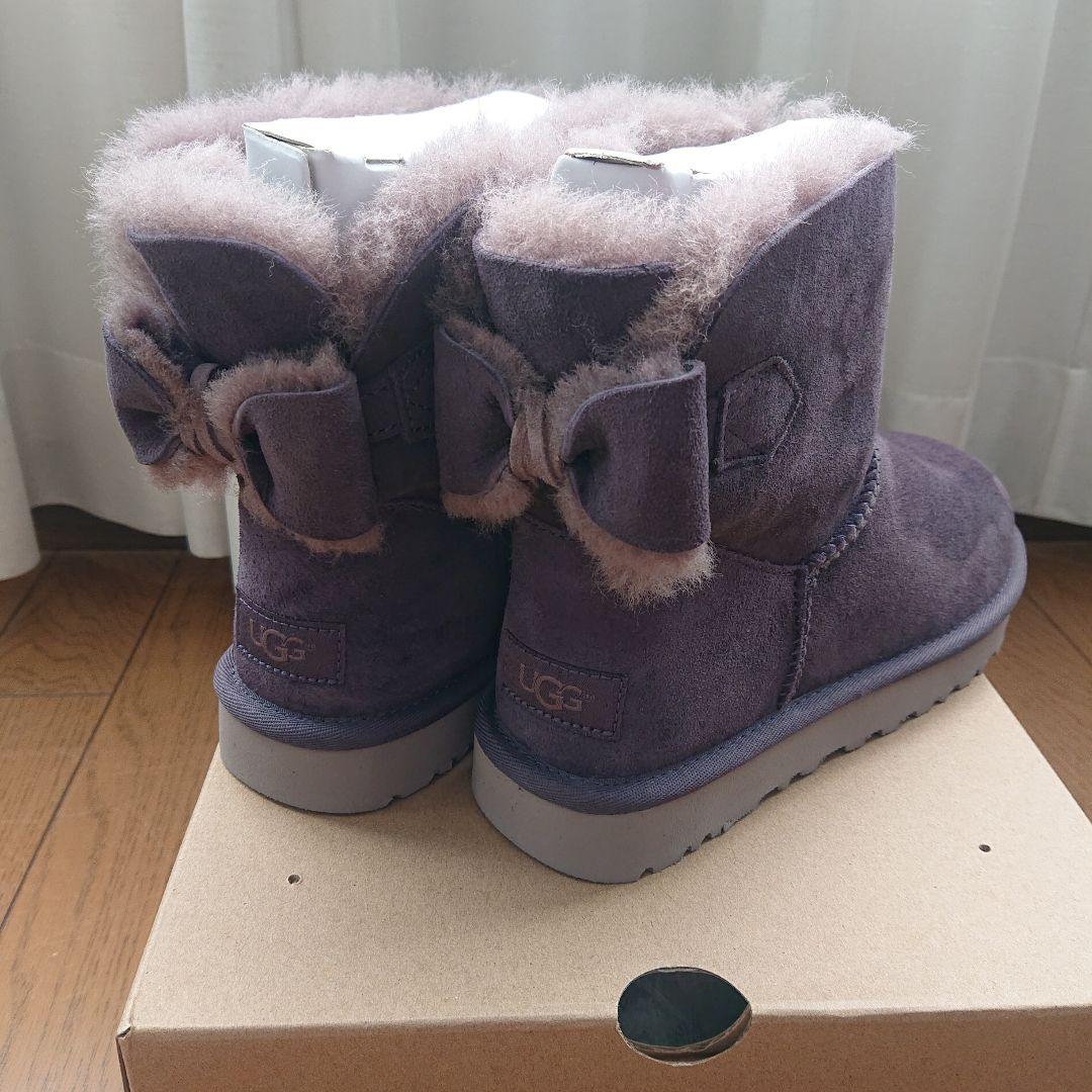 UGG パープル リボン付き ムートンブーツ