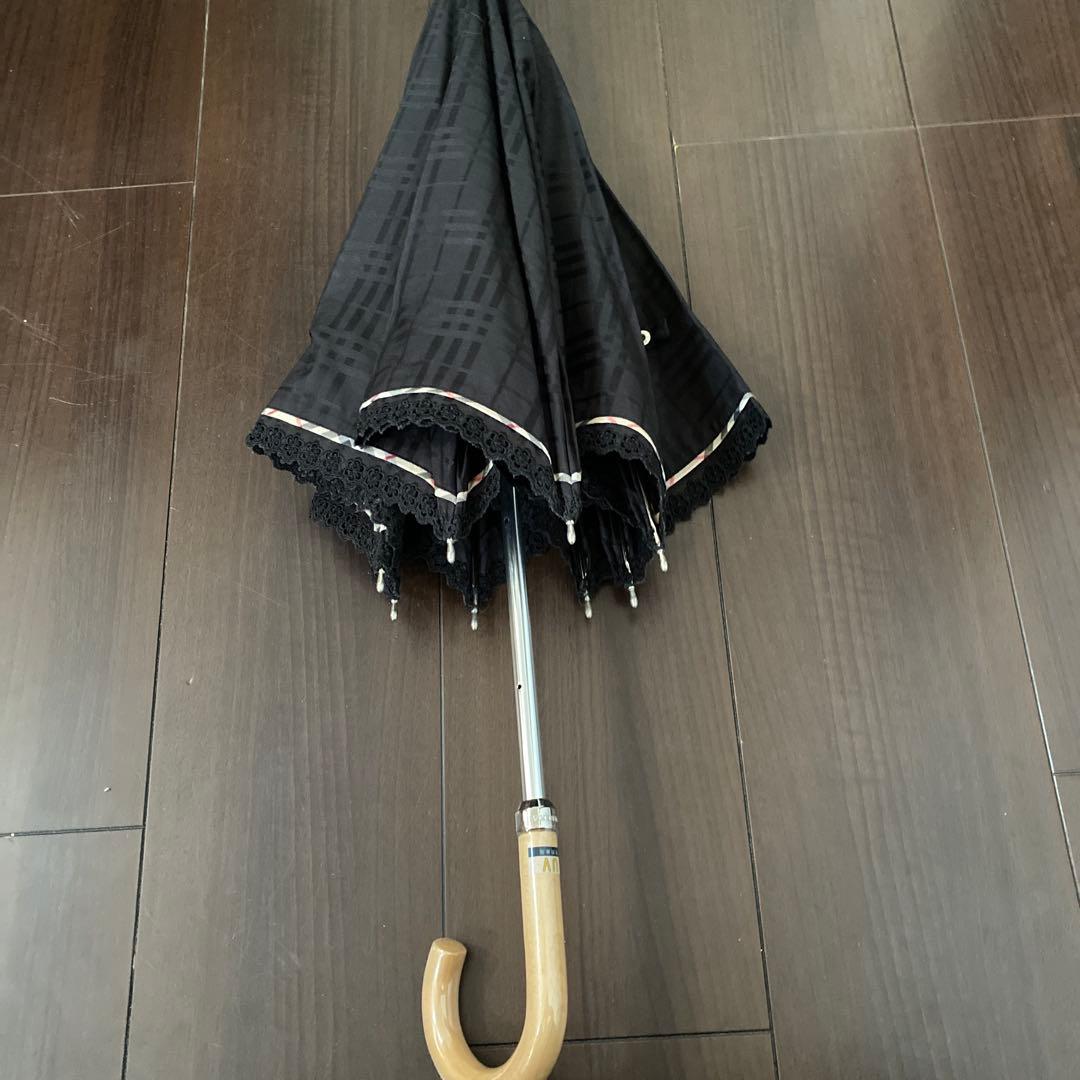 バーバリー　ブラック チェック柄 レース付き長傘