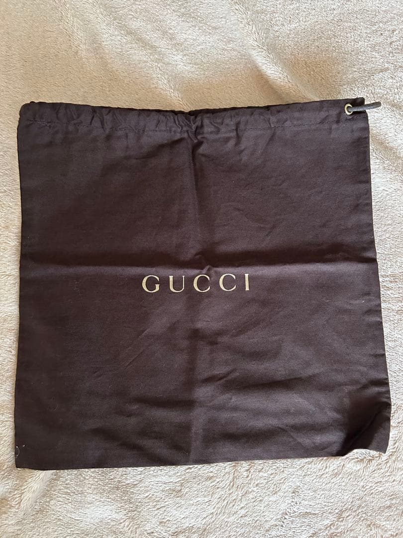 GW中お値下げ中!GUCCI ブラウンレザーベルト ダブルGロゴ