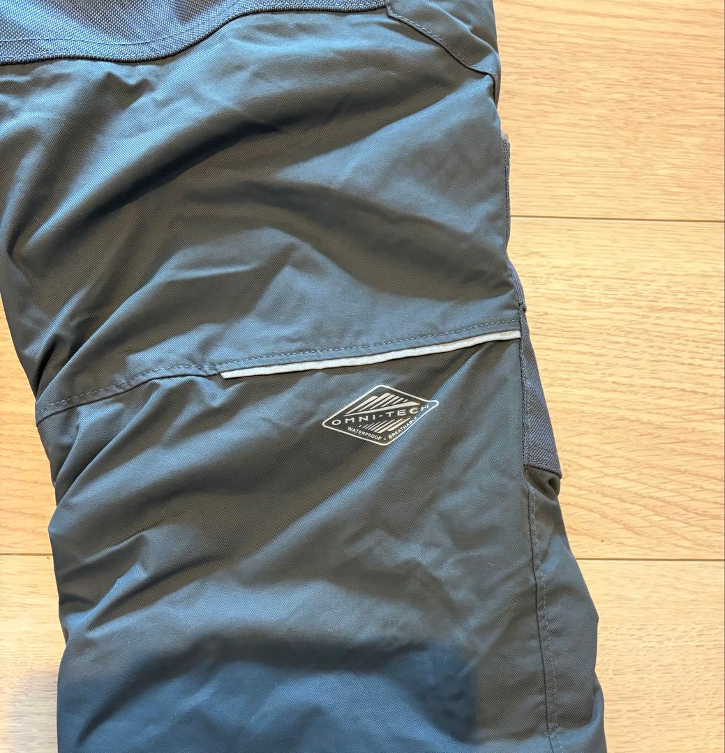 Columbia 子ども用 スキーウェア上下セット＋プロテクター、グローブ付