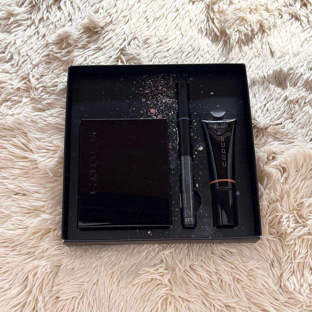 SUQQU ホリデーコフレ 2023 星冴