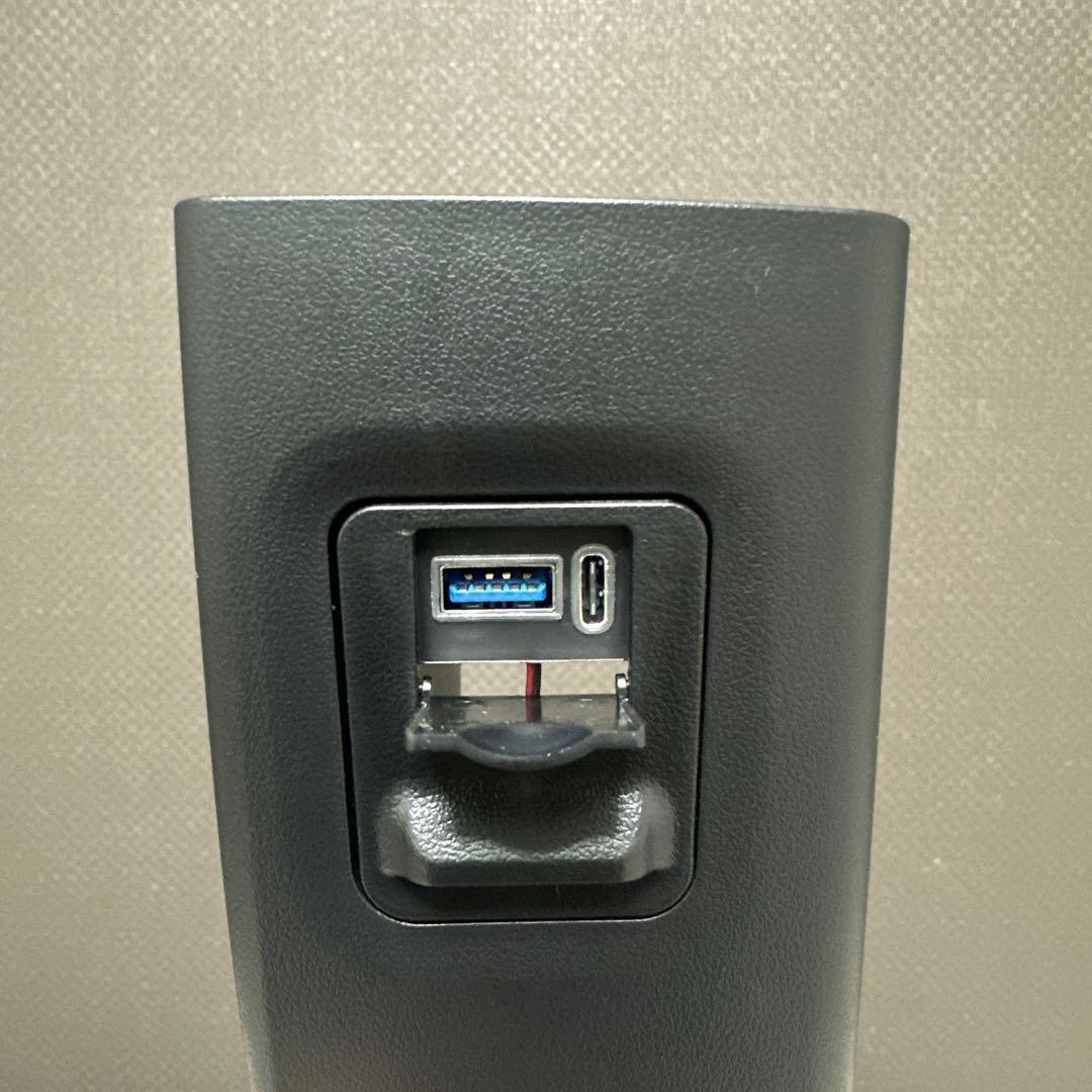 30アルファード 後席USB増設ポート 2列目用 Type-A/Type-C