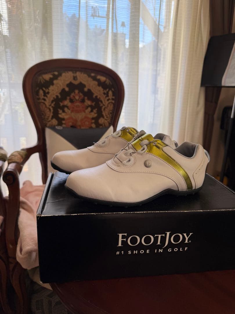 24.5 ゴルフシューズ　フットジョイ　レディース