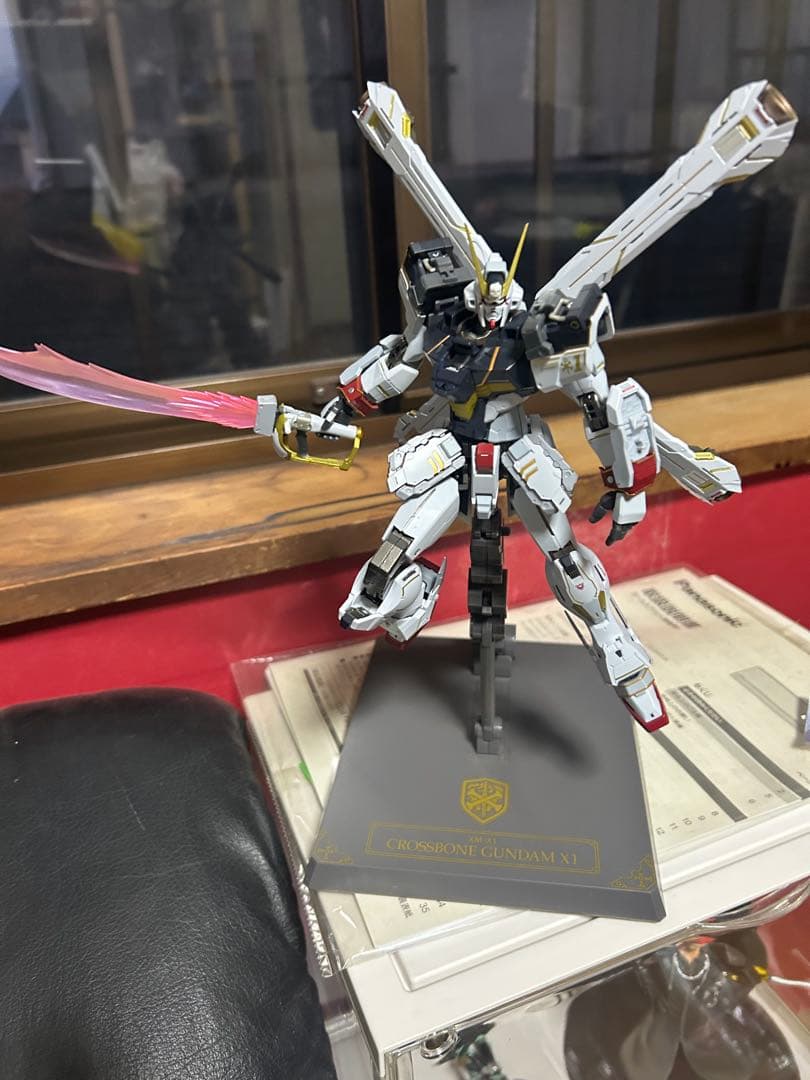 メタルビルド　クロスボーンガンダムx1