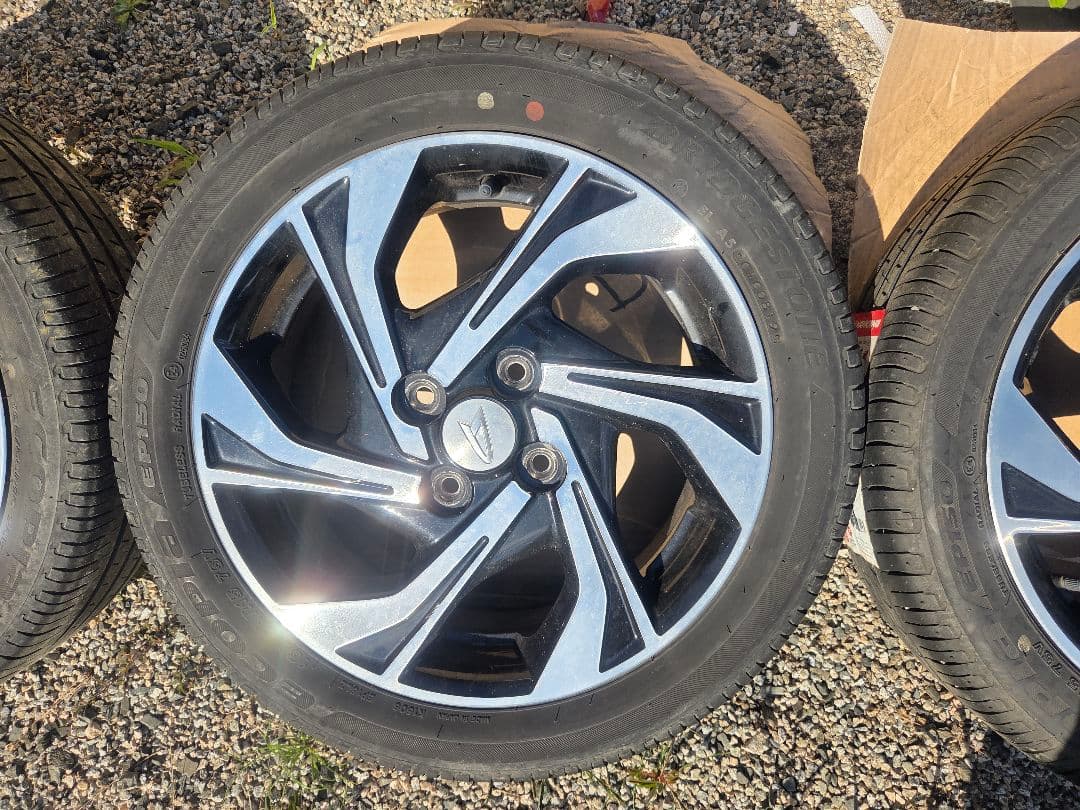 tatu！！タントカスタム純正15インチ ホイールセット