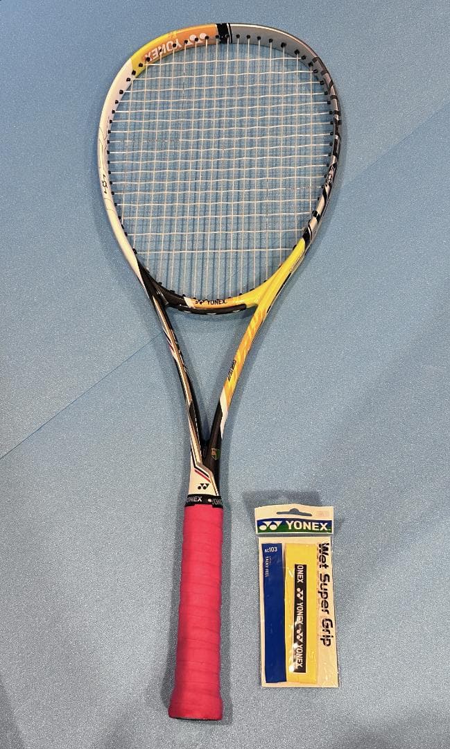 （美品）YONEX レーザーラッシュ 5V ガムブースト（26ポンド）
