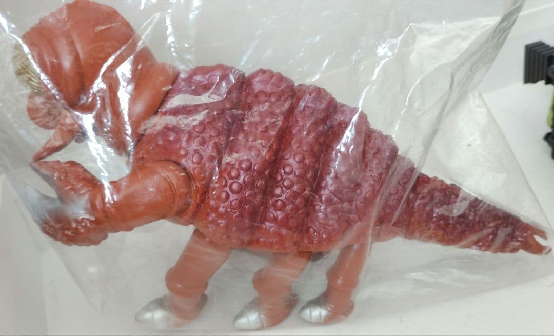 マーミット　ビニパラシリーズ　　 メガヌロンソフビ