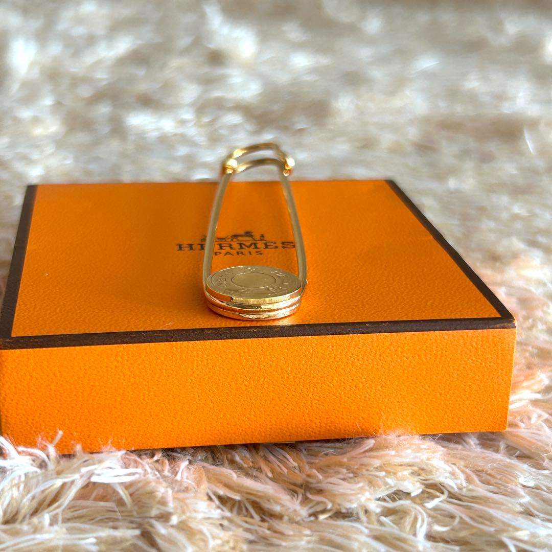 【専用品】エルメス ピン ブローチ チャーム ゴールド