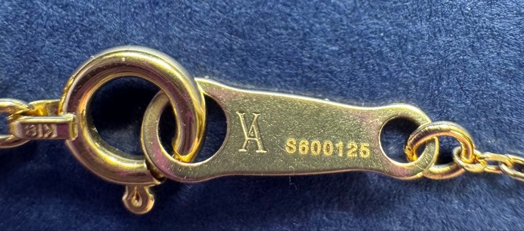 未使用 ヴァンドーム青山 ダイヤモンドキャトルネックレス k18 品質保証カード