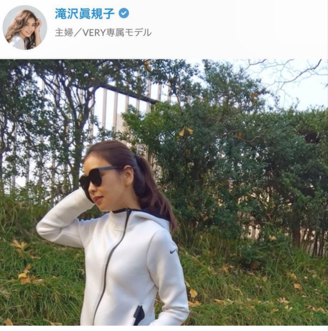 Nike Therma-Fit フード付きパーカー S ホワイト滝沢眞規子