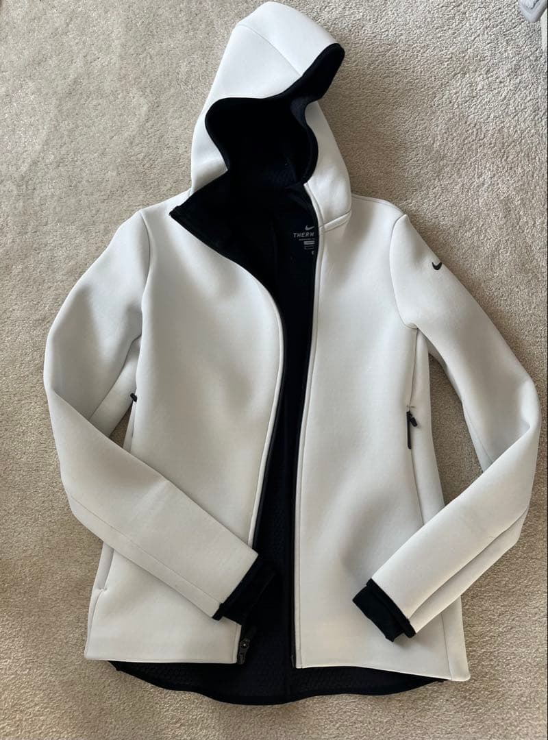 Nike Therma-Fit フード付きパーカー S ホワイト滝沢眞規子