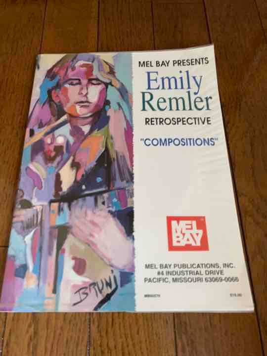 エミリーレムラー　　Emily Remler  CD付き　楽譜　絶版