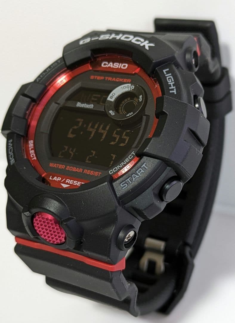 平野紫耀　着用モデル　CASIO G-SHOCK　　GBD-800-1 レッド