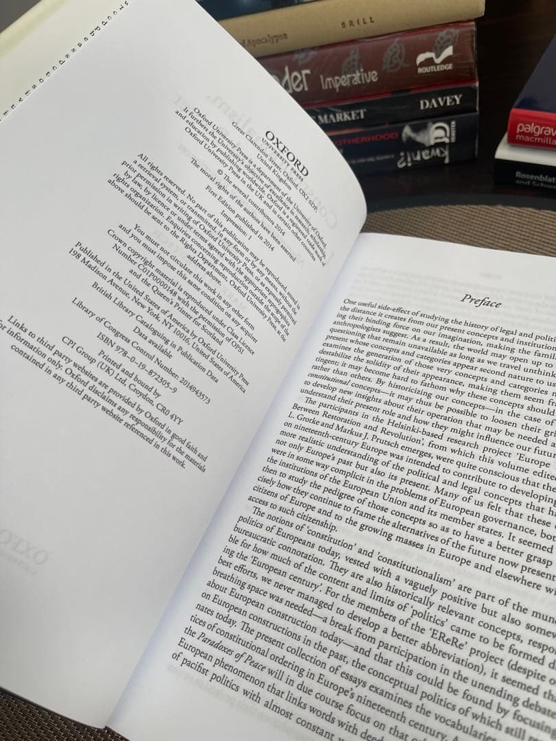 洋書 CONSTITUTIONALISM, LEGITIMACY, AND POWER