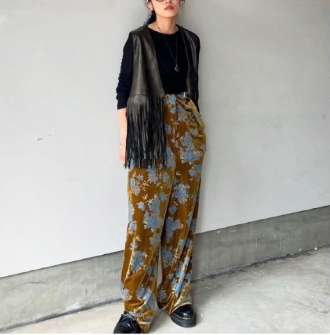 ★chihiroさま専用/FLOWER PRINT VELOUR PANTS