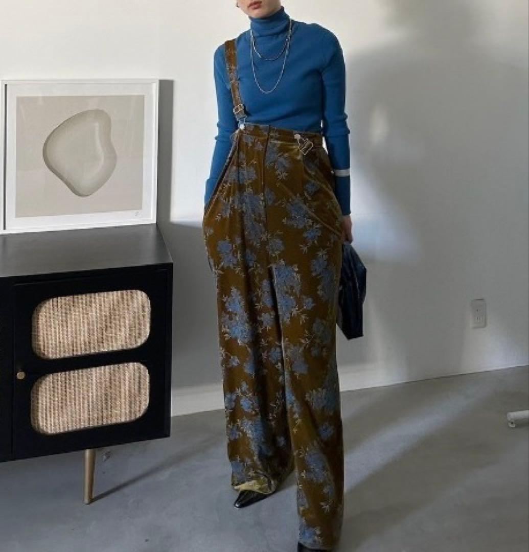 ★chihiroさま専用/FLOWER PRINT VELOUR PANTS