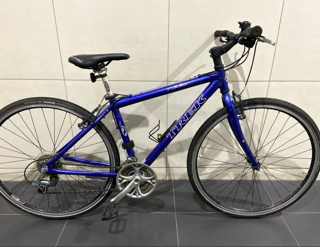 TREK FX トレック　クロスバイク スポーツバイク FX7.31247300