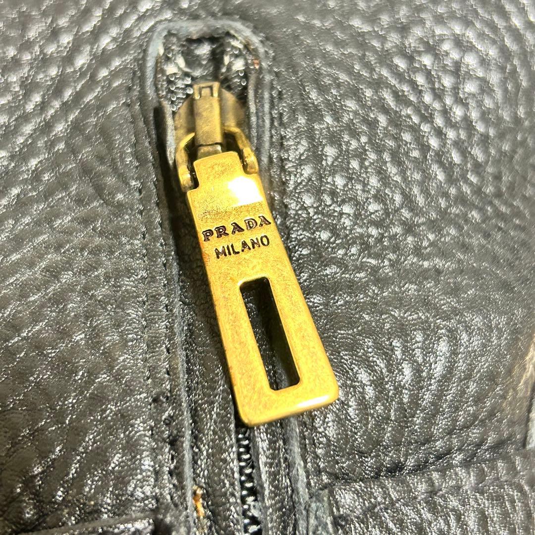 プラダ PRADA ゴールドプレートロゴ レザー ロングブーツ 23cm