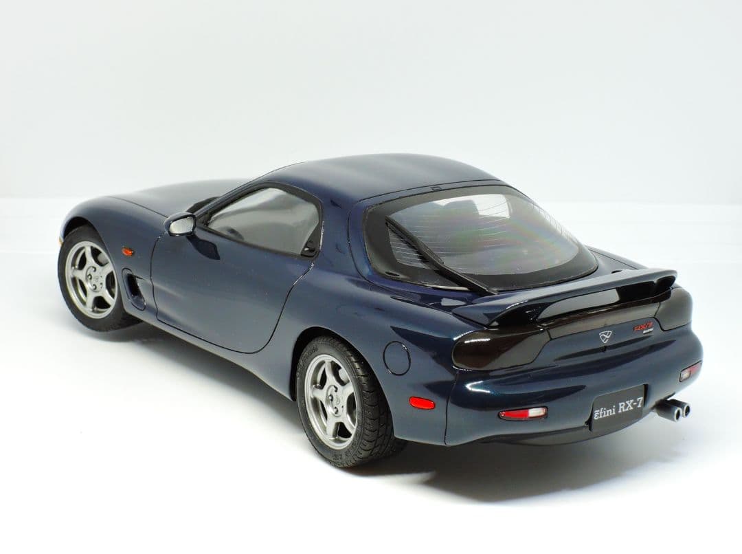 【プラモデル完成品】タミヤ 1/24 アンフィニ RX-7 タイプR