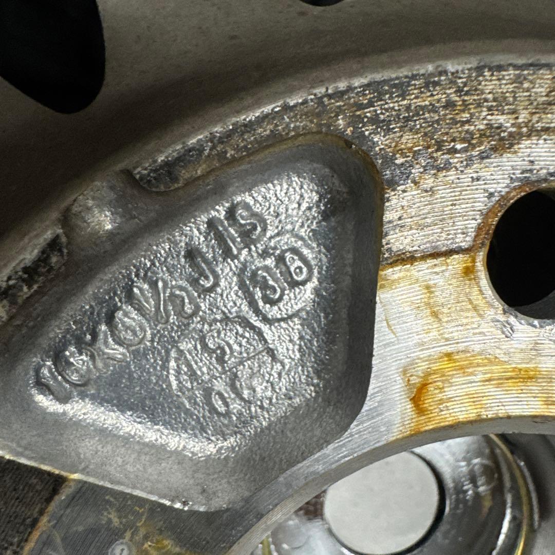 ゆまた　スタッドレス タイヤ 30 アルファード 215 65 16