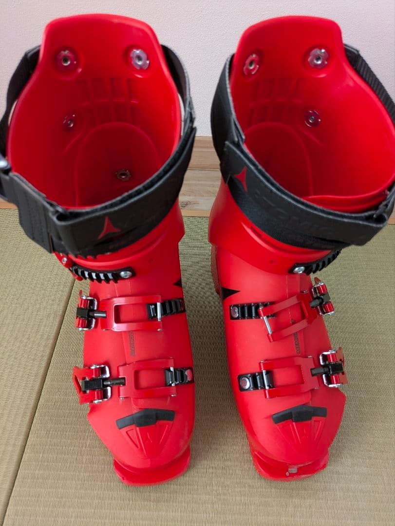 スキー用ブーツ アトミックレッドスター