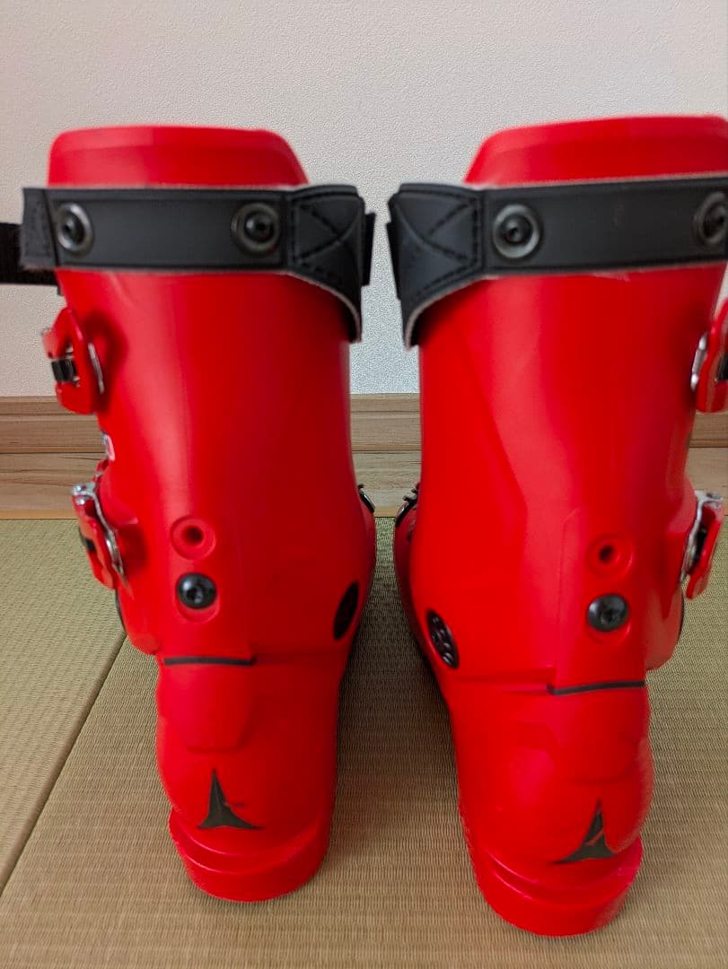 スキー用ブーツ アトミックレッドスター