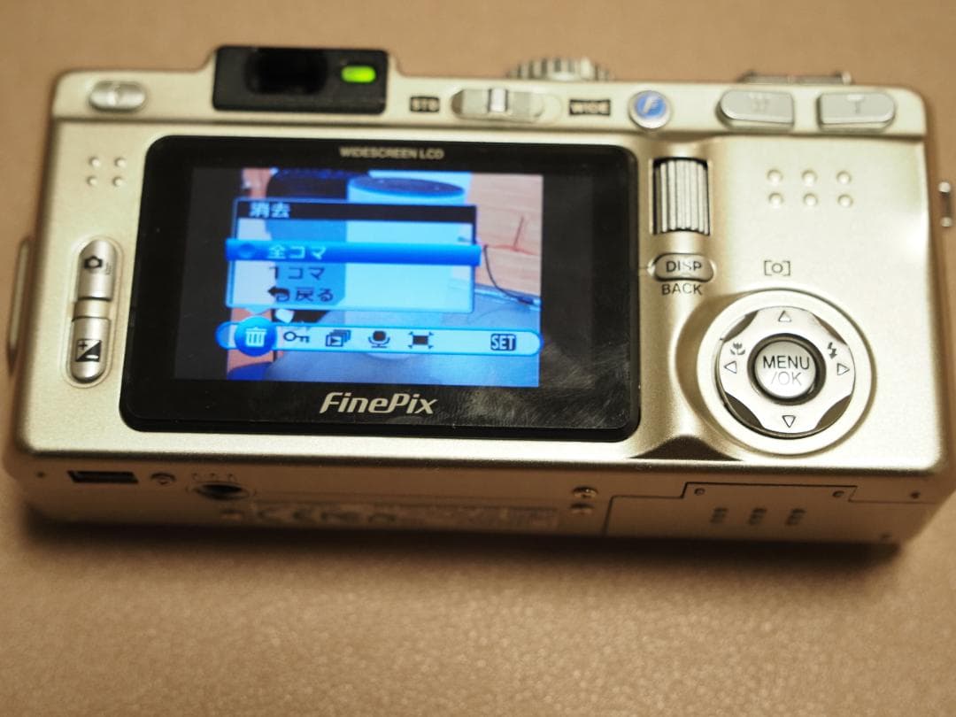 【動作確認済み】FUJIFILM Finepix F710 コンパクトデジカメ