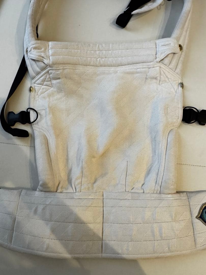 アーティポッペ　ツイード　抱っこ紐