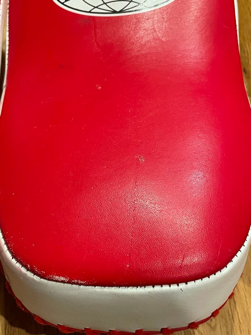 WINDY キックミット KP 8 赤