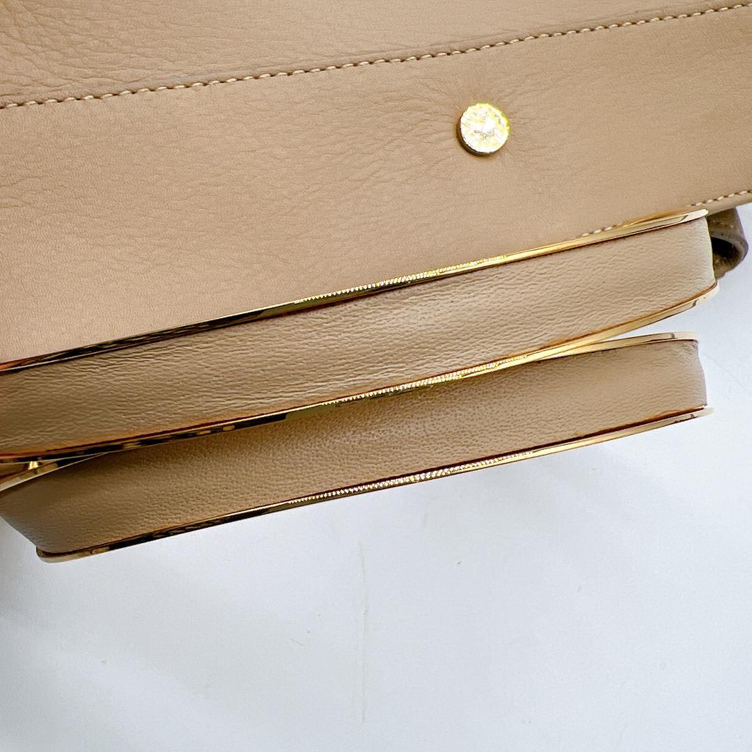 極美品WAKO ゴールドハンドル ハンドバッグ タッセル レザー f557