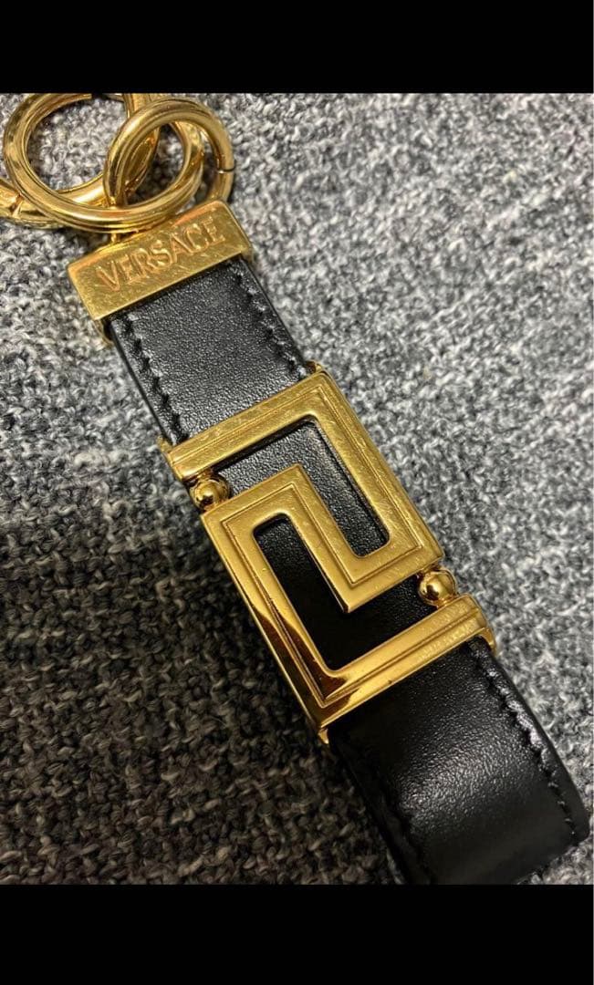 《美品》VERSACE ベルサーチ　ヴェルサーチ　キーホルダー　キーリング