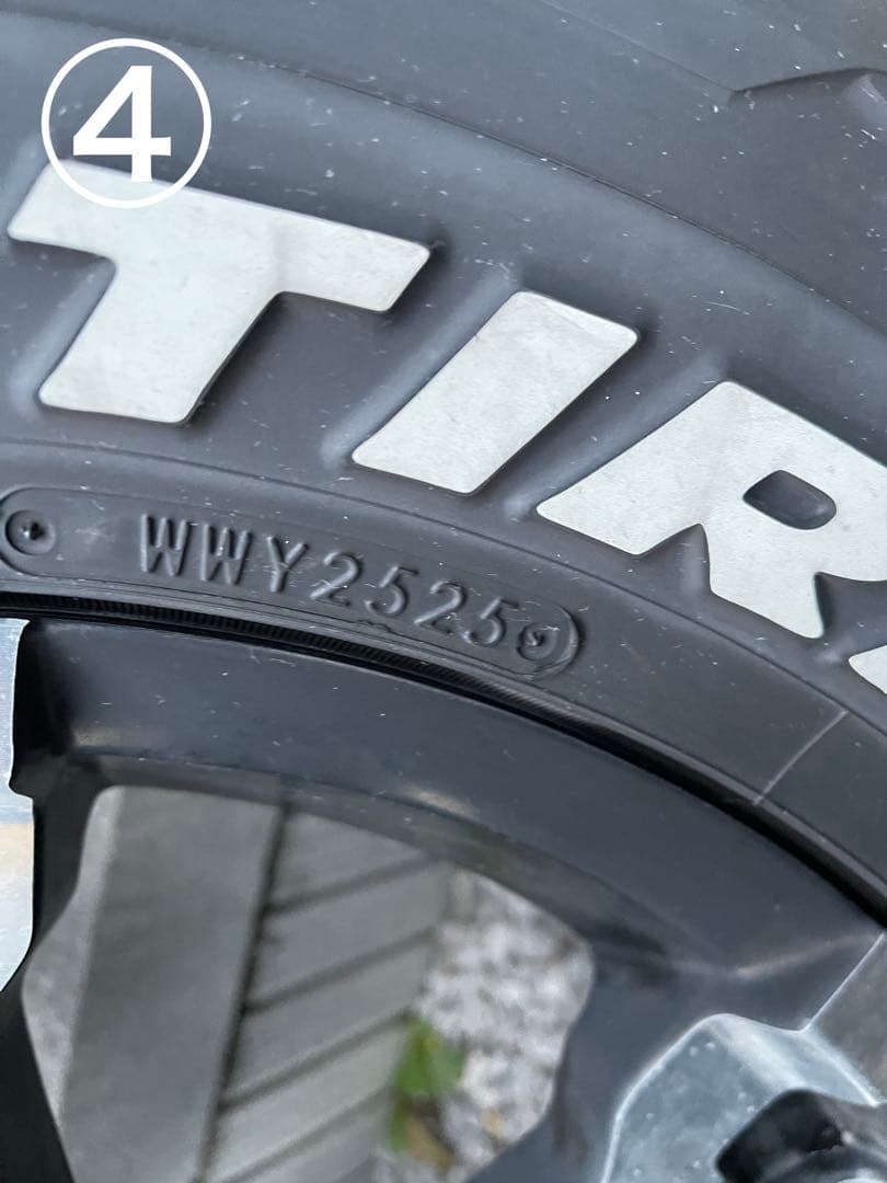 デリカD5 タイヤホイールセット　235/70r16 MK-36