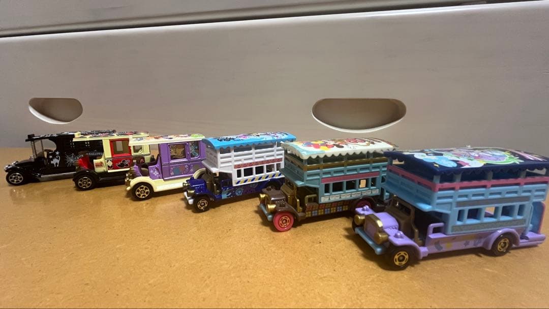 ディズニーリゾート他限定トミカ34台