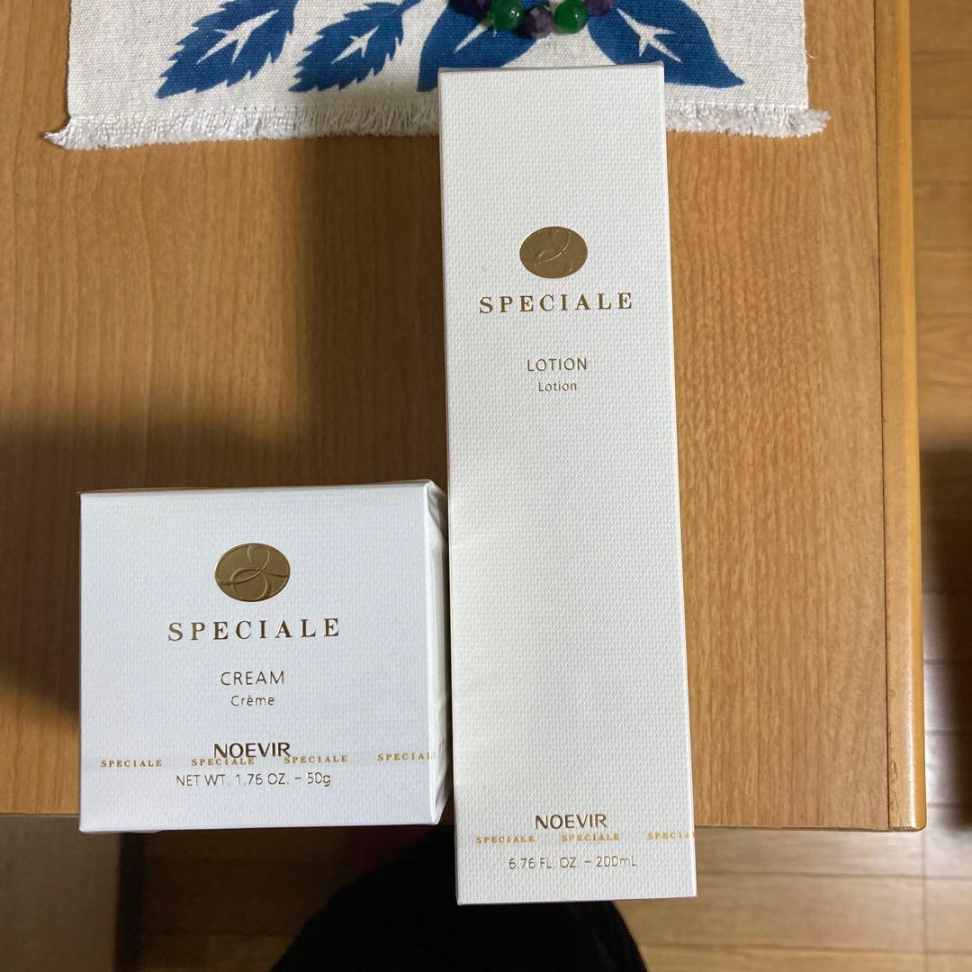 Saran ノエビア スペチアーレローション&クリーム
