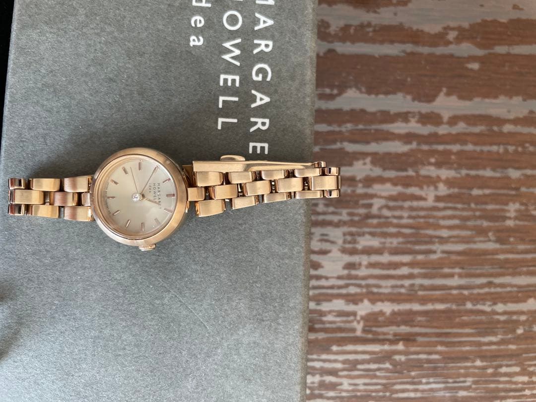 【海色】MARGARET HOWELL ソーラー時計