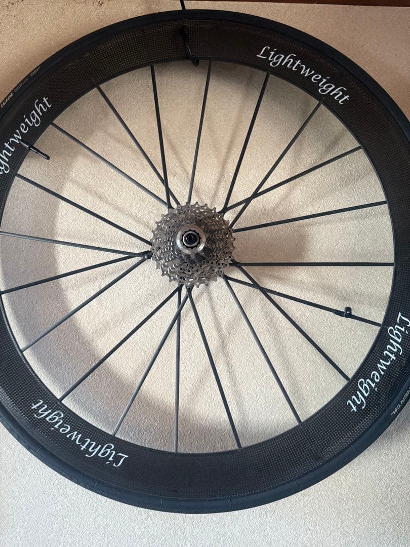 Lightweight カーボンホイール