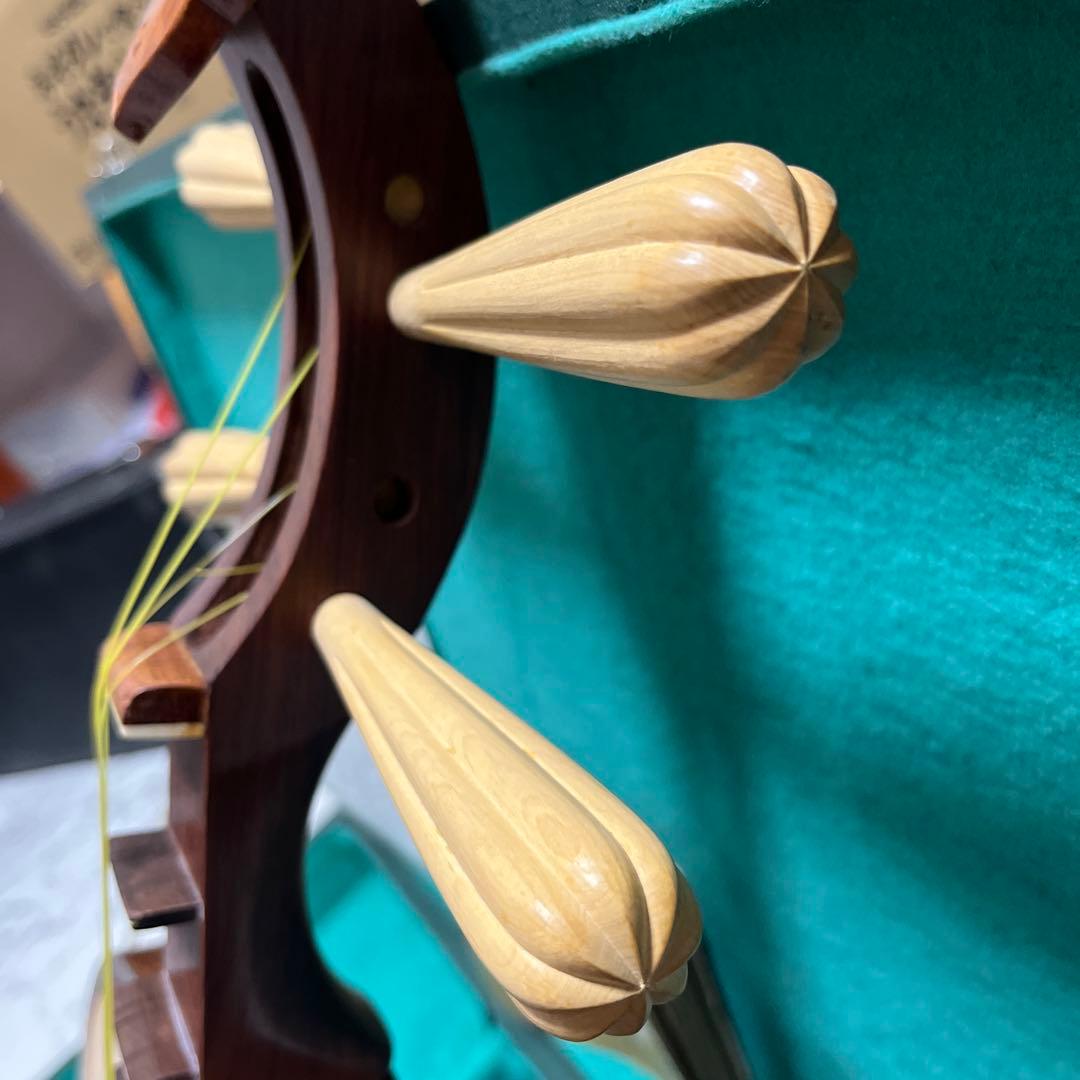 琴月　月琴　高級製品　4線　Yueqin 刻印有り　木製 ハードケース付き