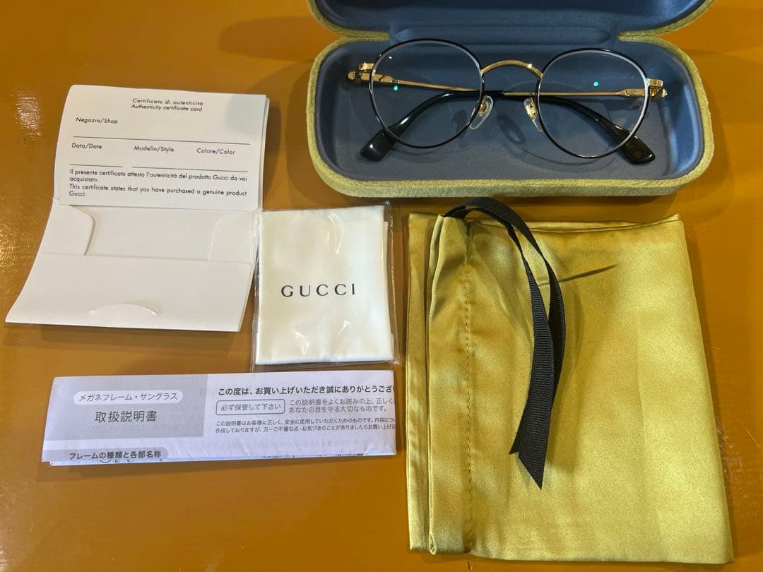 【新品同様】GUCCI ゴールドフレーム メガネ 2023SSモデル