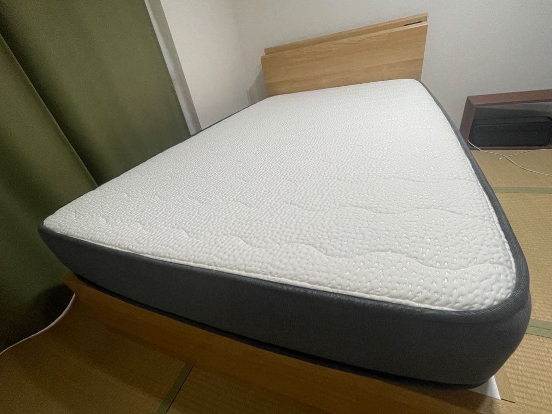 【美品】NELLマットレス　セミダブル