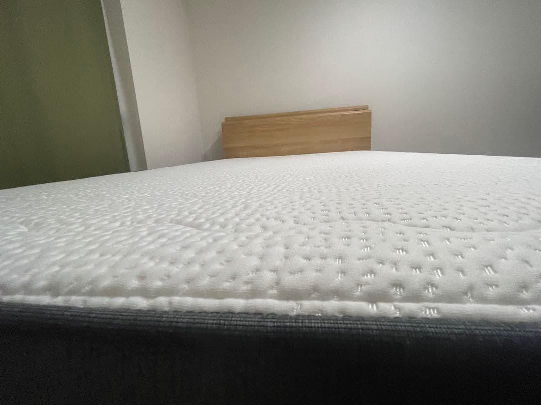 【美品】NELLマットレス　セミダブル