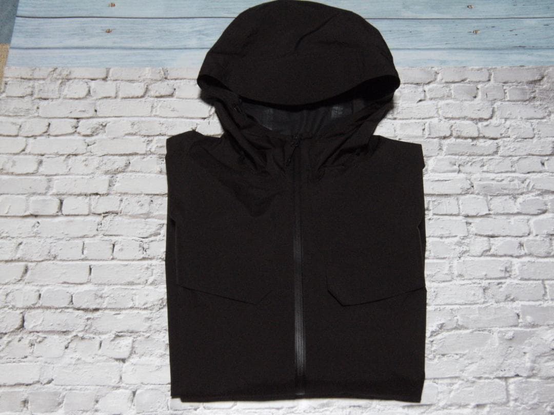 ユニクロC ブロックテックパーカ ダークブラウン M 極美品