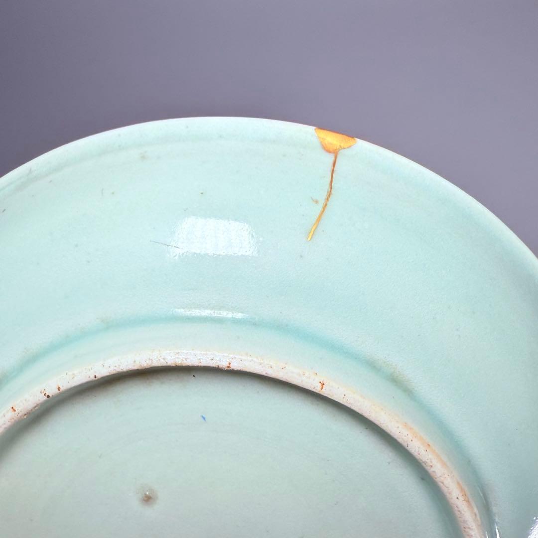 江戸時代　柿右衛門手　青磁竹梅文皿　桐箱付　赤絵　雲　古美術　鍋島青磁