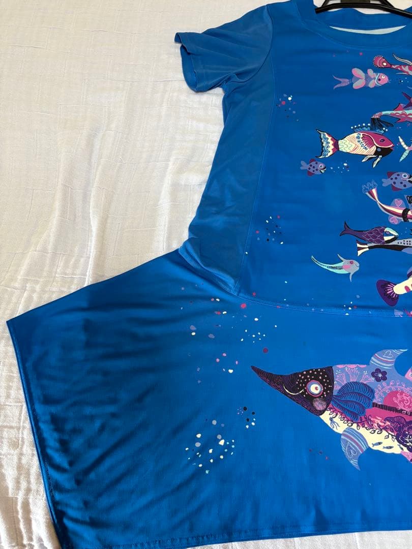 『訳あり』⭐️トクコプルミエヴォル⭐️青地に海の生き物やお魚が描かれたチュニック❣️