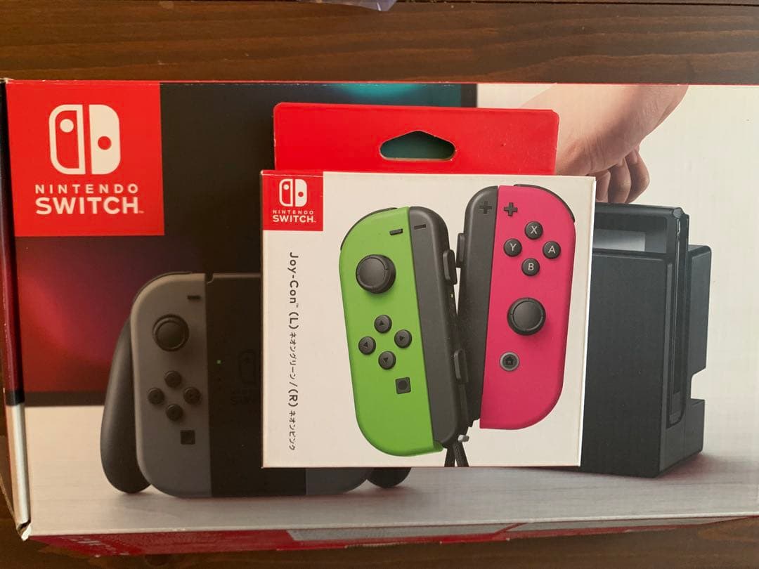 Nintendo Switch 本体 ＋ジョイコン4本付き