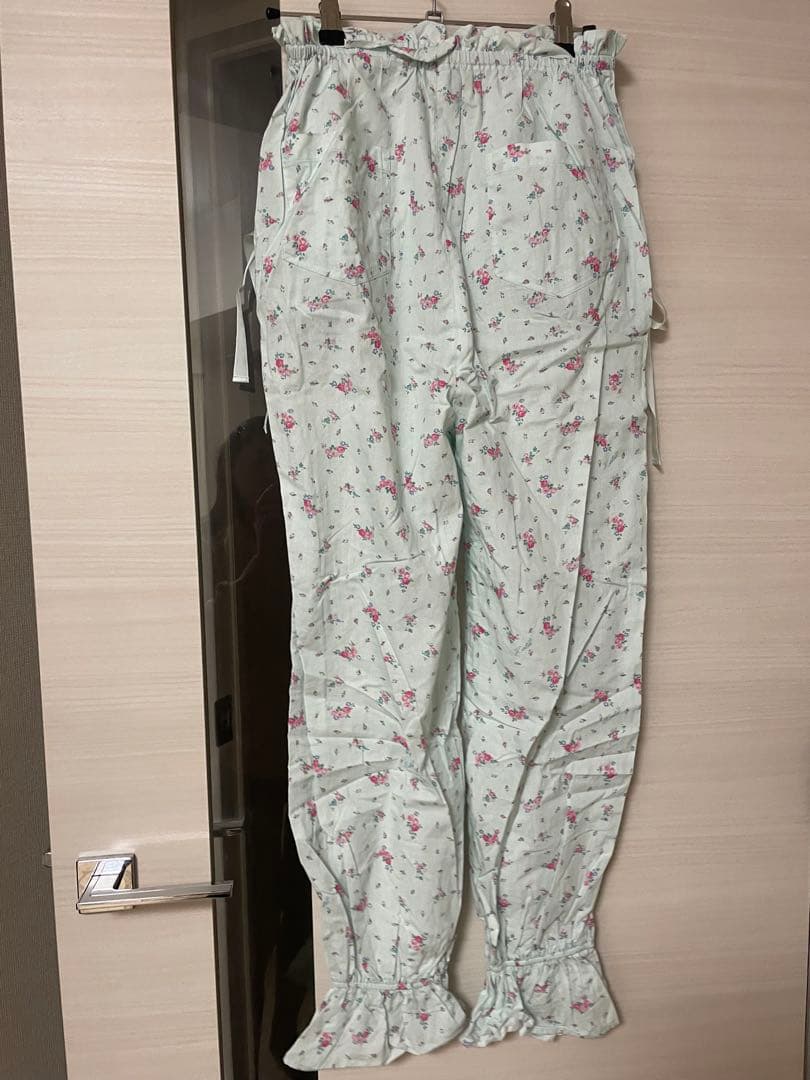 Katie VIRGIN UP ドロワーズ　ブルーフラワー　フリーサイズ　パンツ