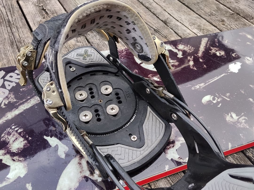 スノーボード2点セット RICE28 SKURUS KU4RU 152 FLOW