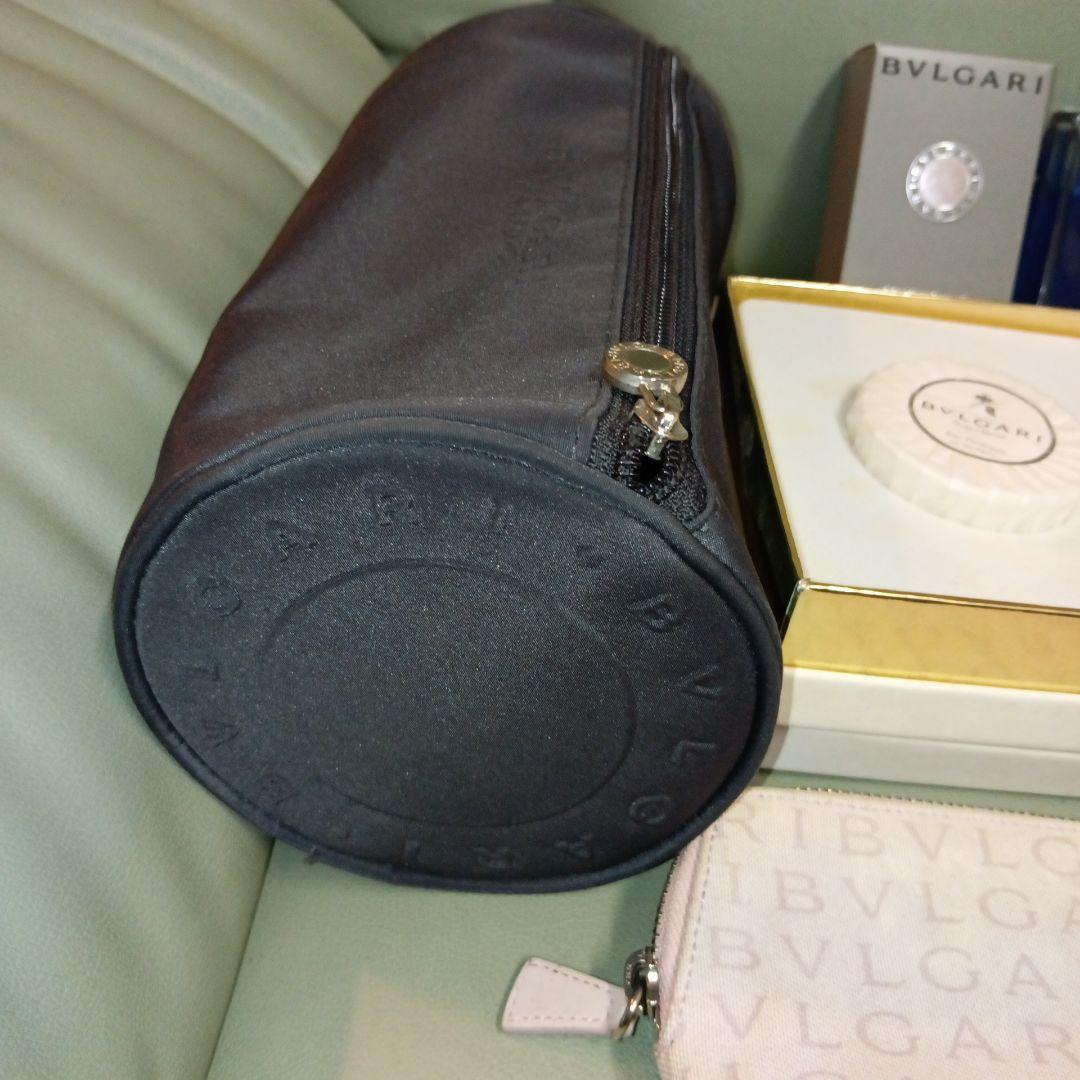 BVLGARI ポーチ　財布　小銭入れ　ボディミルク　ソープ　シャンプー　セット
