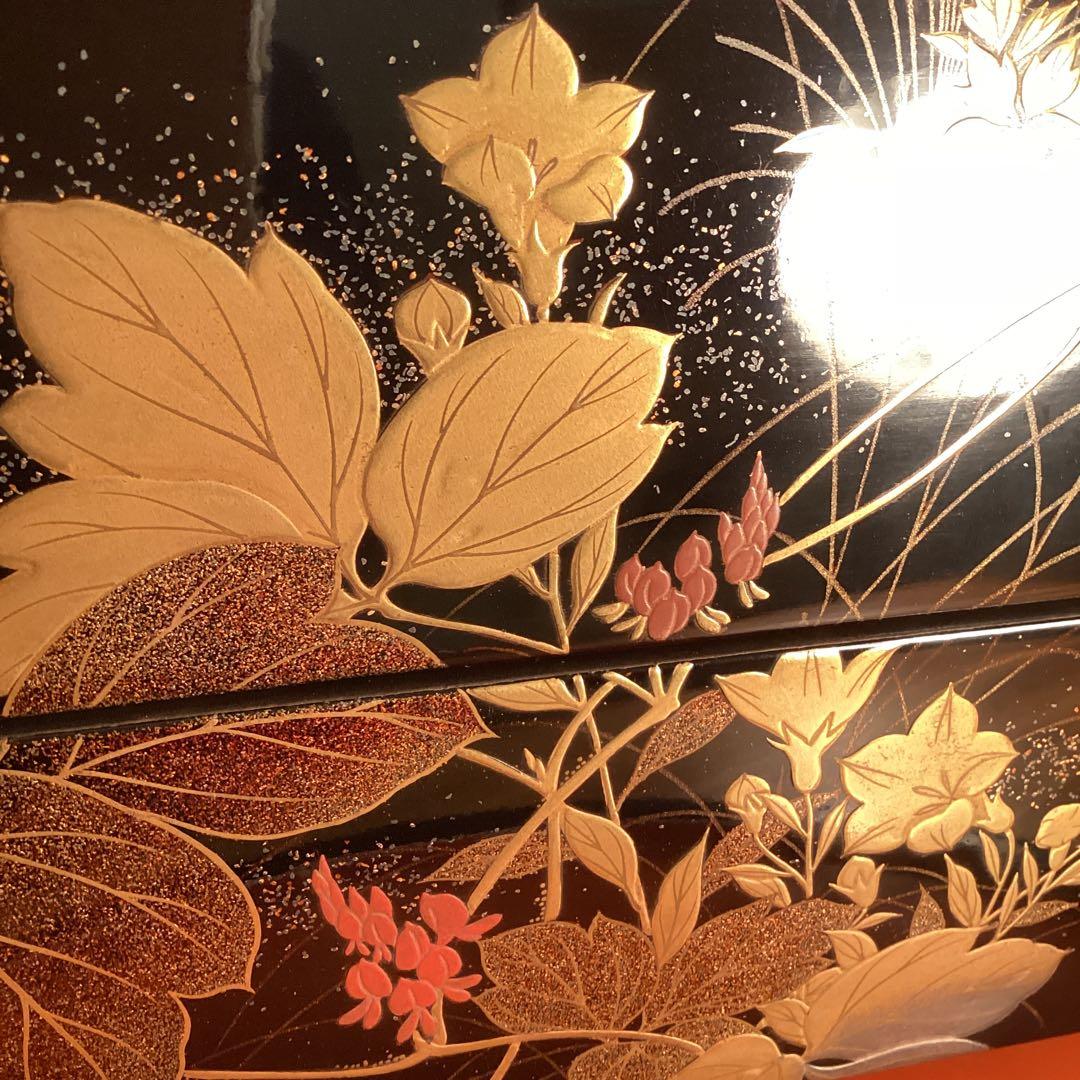 A1027 木製輪島塗　３段重箱　　「久世宗春」　草花蒔絵