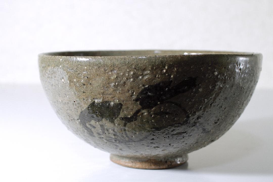 初代 久世久宝(1874-1947) 古伊羅保 茶碗 [銘：花巻]